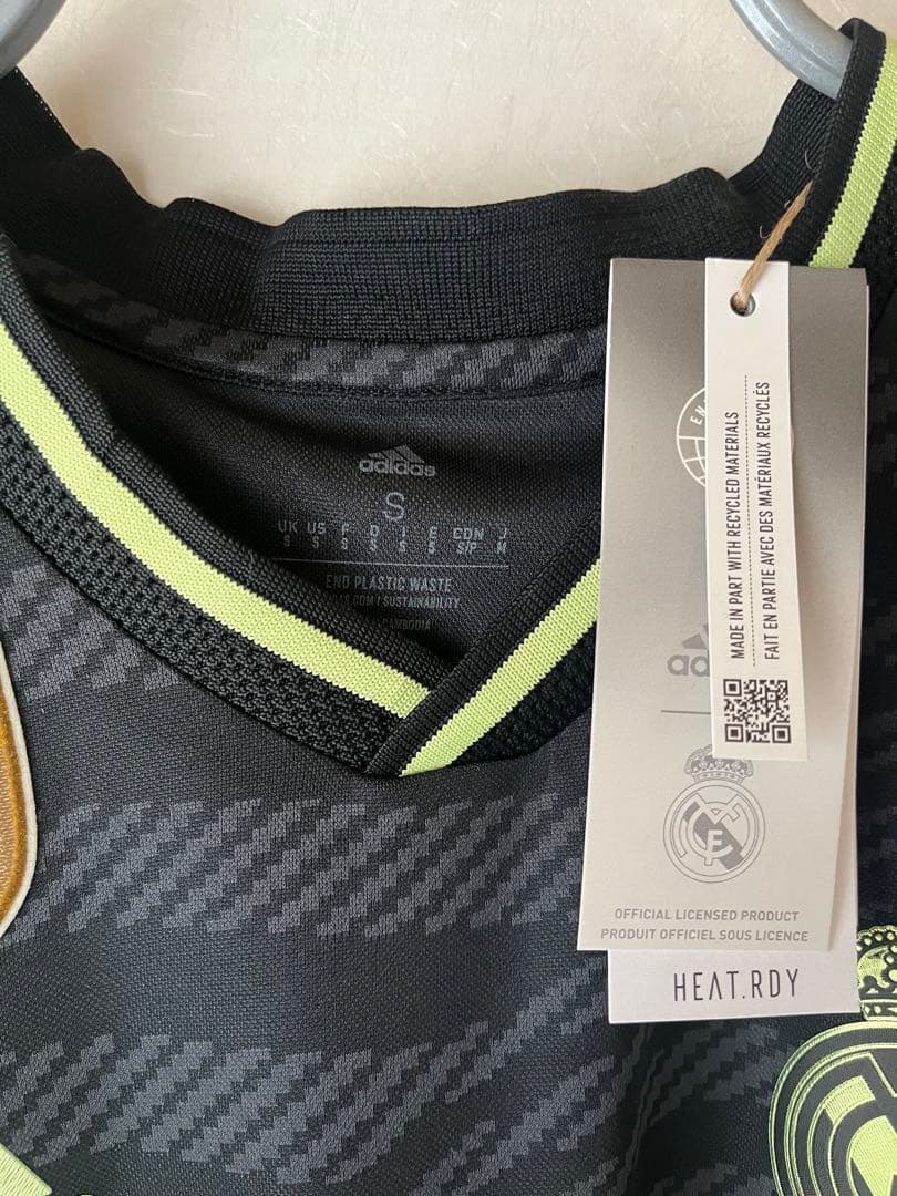 【新品未使用】22 23 レアル・マドリード カマヴィンガ3rd ユニフォーム