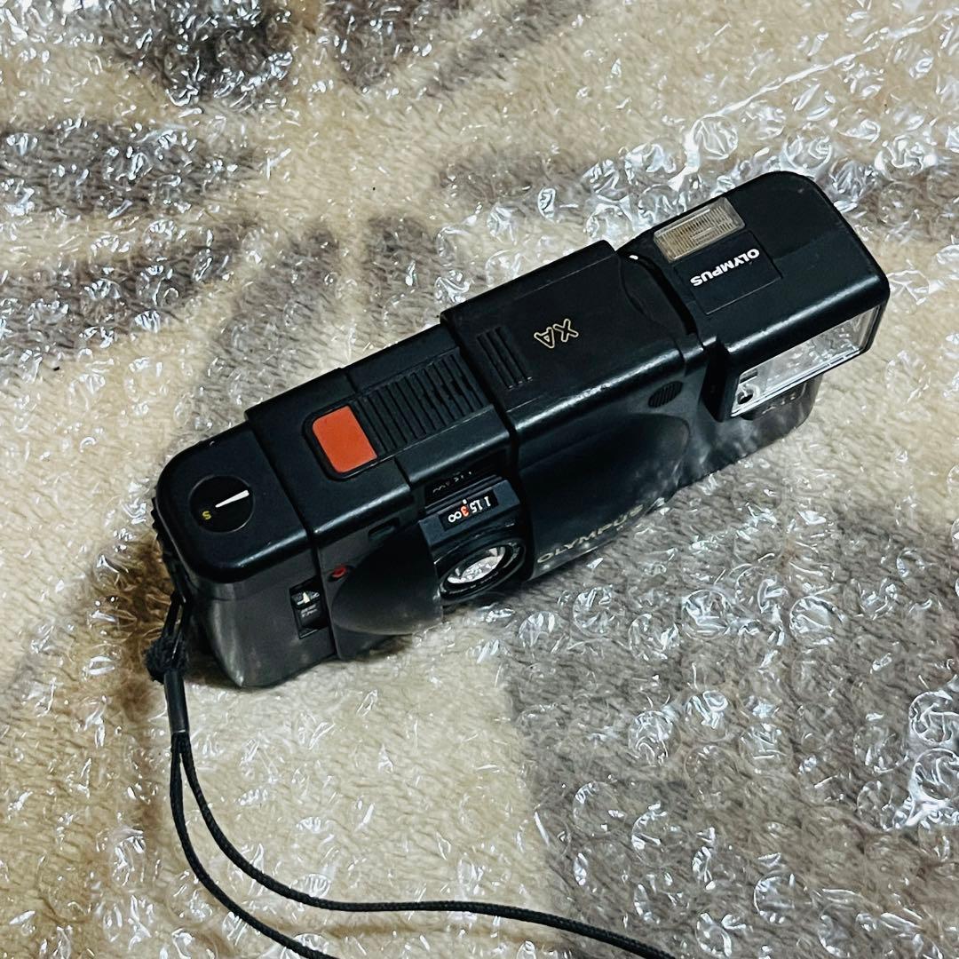 OLYMPUS XA カメラ　＋　A11 フラッシュ動作品