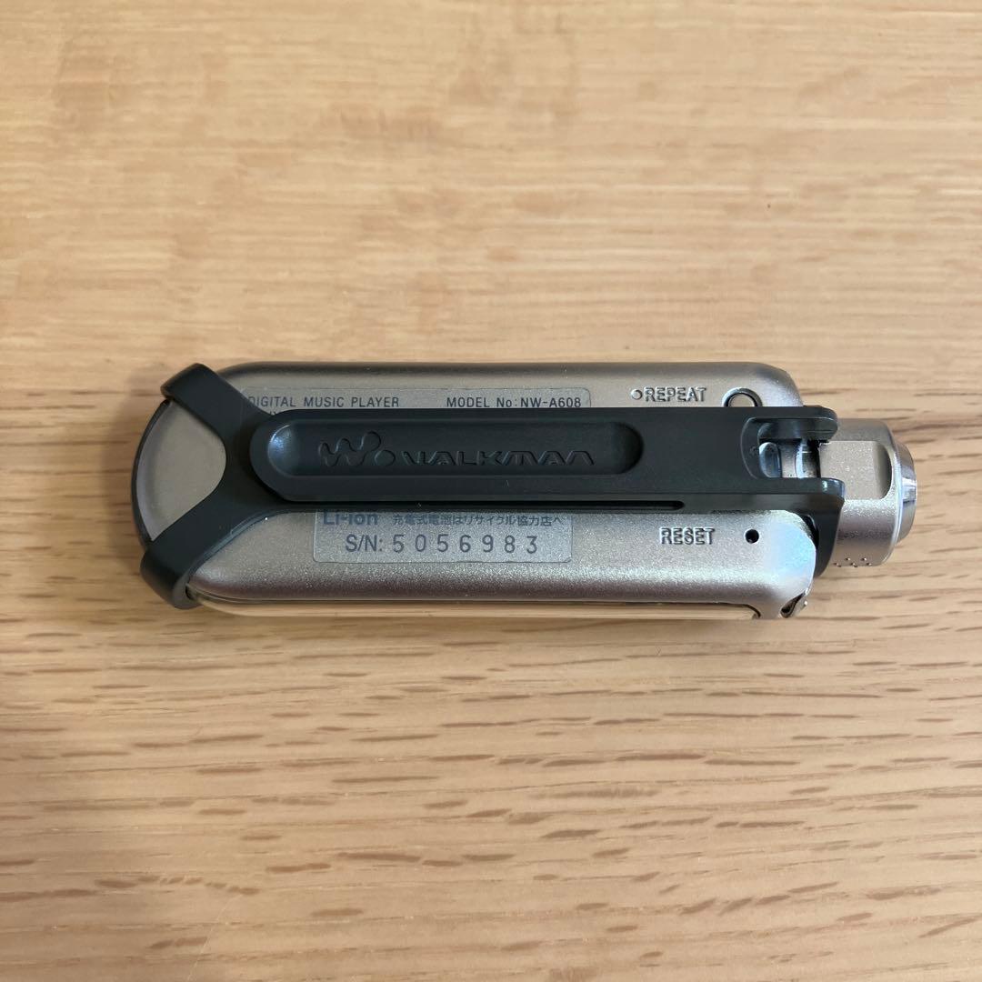 SONY NW-A608 シルバー　ジャンク