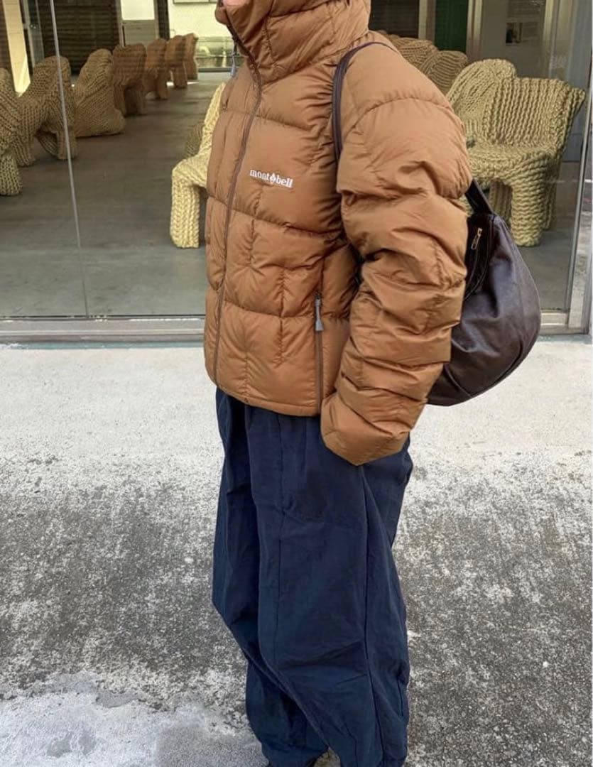 新品未使用　mont-bell ネージュダウンパーカ ブラウン