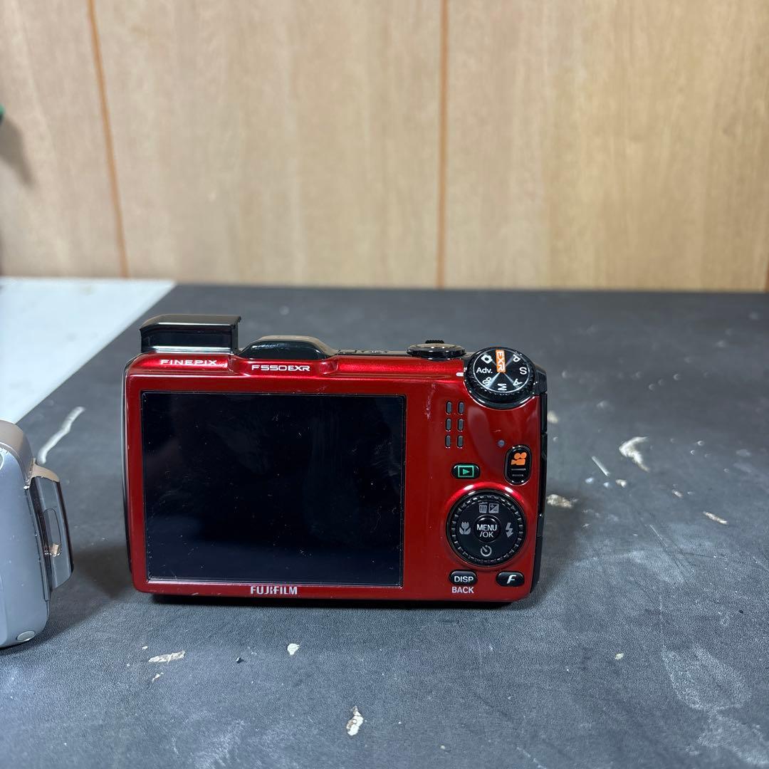 コンパクトデジタルカメラ　2個