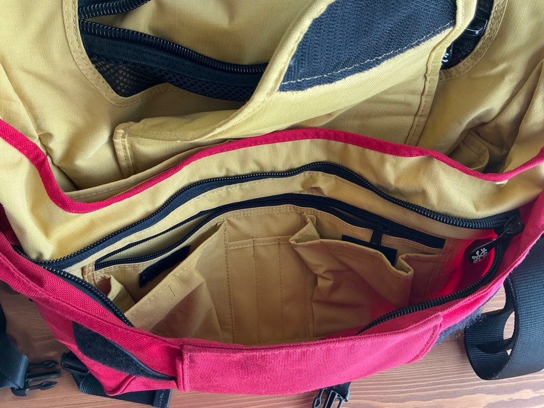 CRUMPLER(AUS) メッセンジャーバッグ　The Bagger系