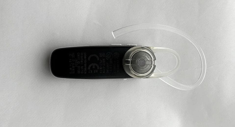 PLANTRONICS ワイヤレスヘッドM70 ブラックホワイト　状態良好