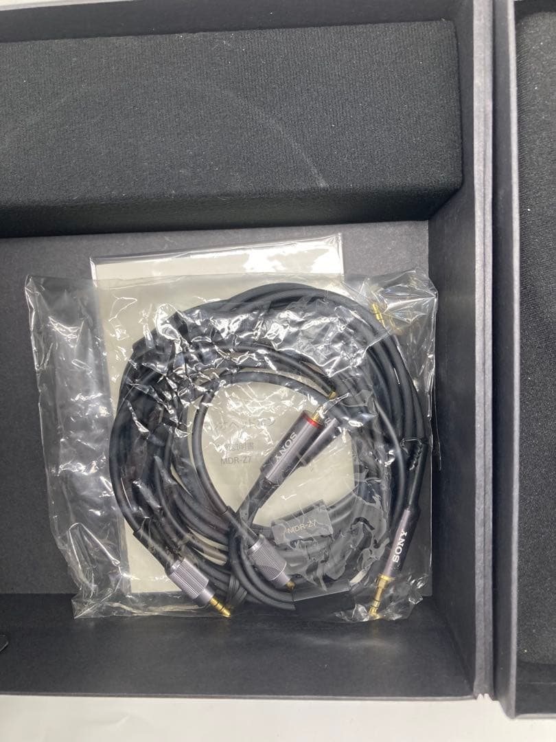SONY MDR-Z7 ハイレゾ　リケーブル対応ヘッドホン　ハイエンド
