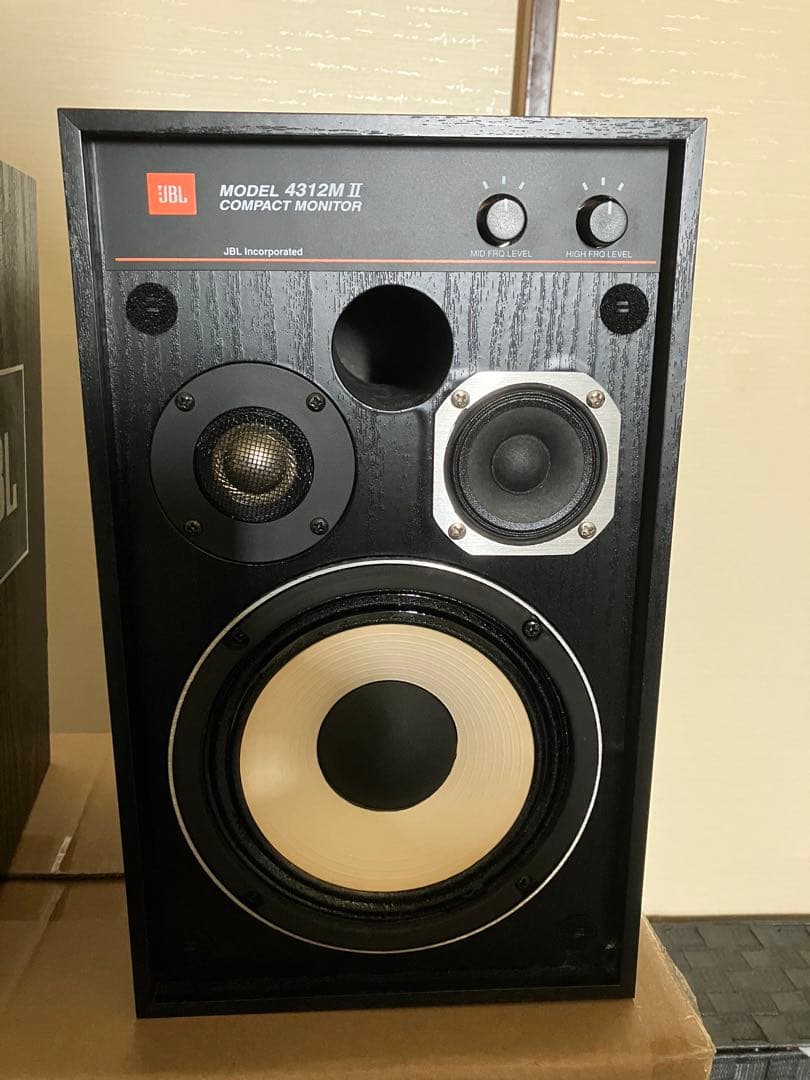 JBL 4312M II スピーカー
