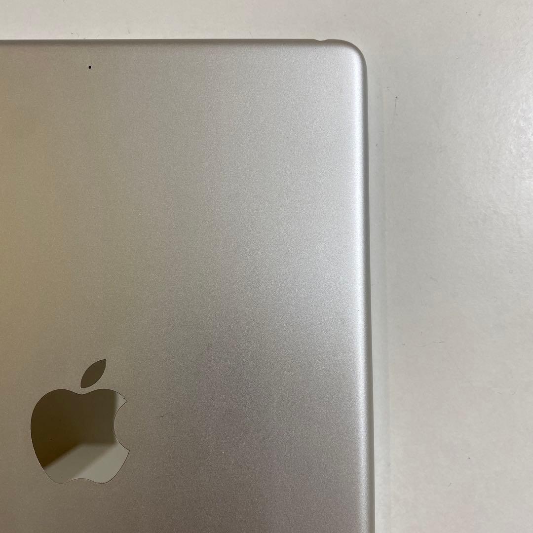 【美品】Apple iPad 第6世代 Wi-Fiモデル／128GB／シルバー
