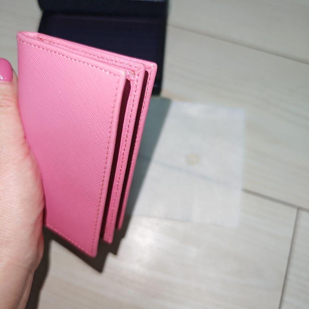 PRADA ピンク 名刺入れ 未使用新品箱付き