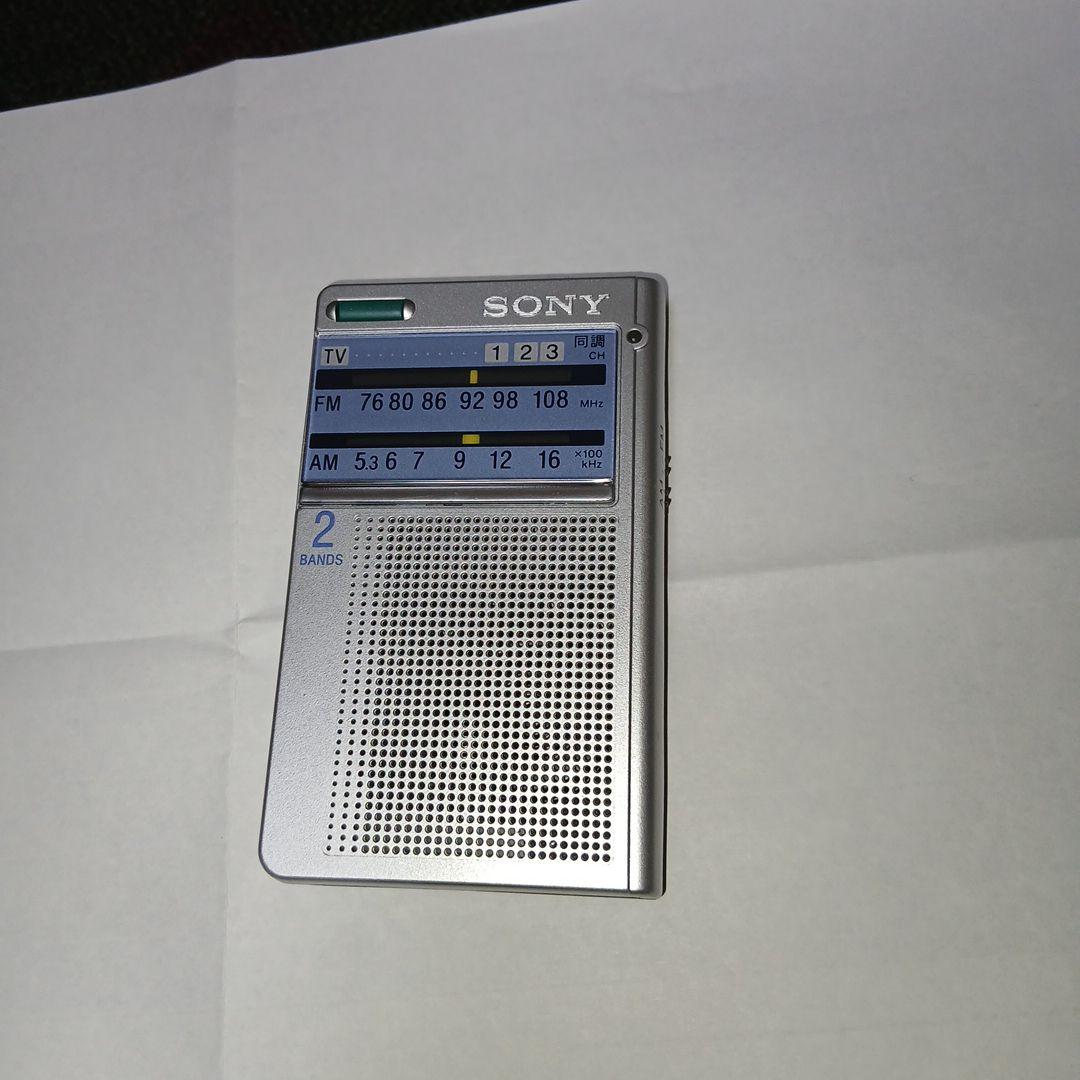 SONY icf-t45 本体未使用品　カード型ポケットラジオ おまけ付き