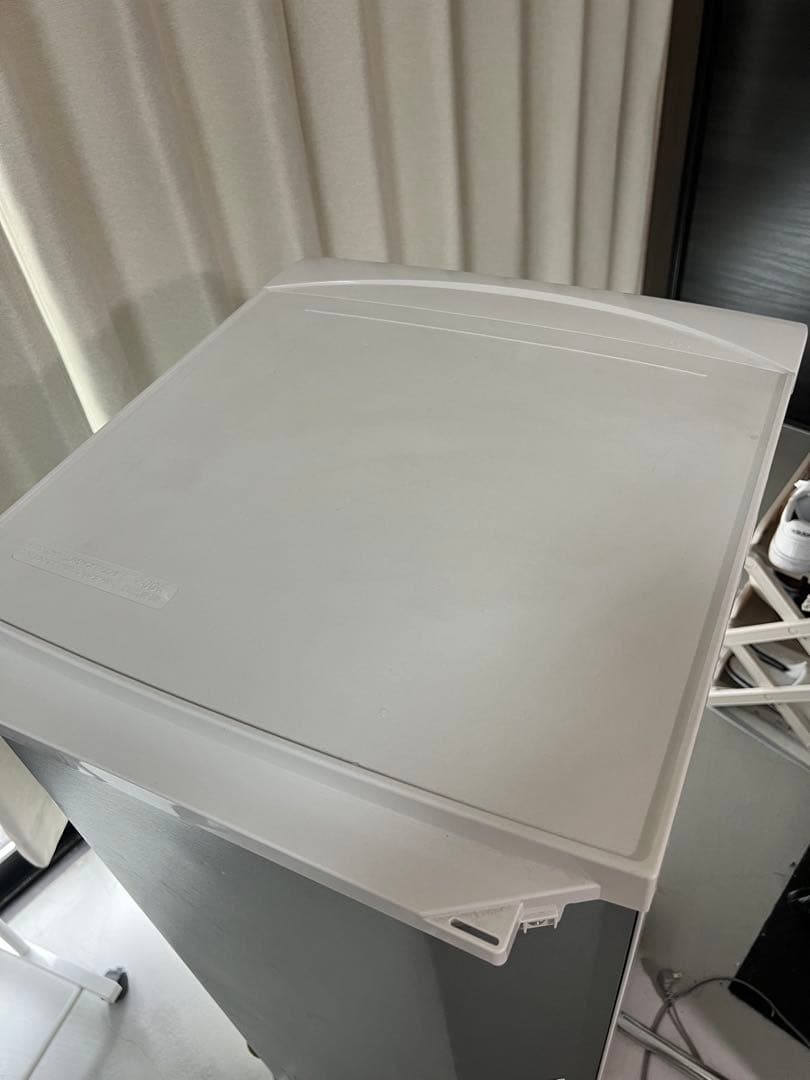 2019年製SHARP 冷蔵庫 SJ-D14F-W 100L ホワイト