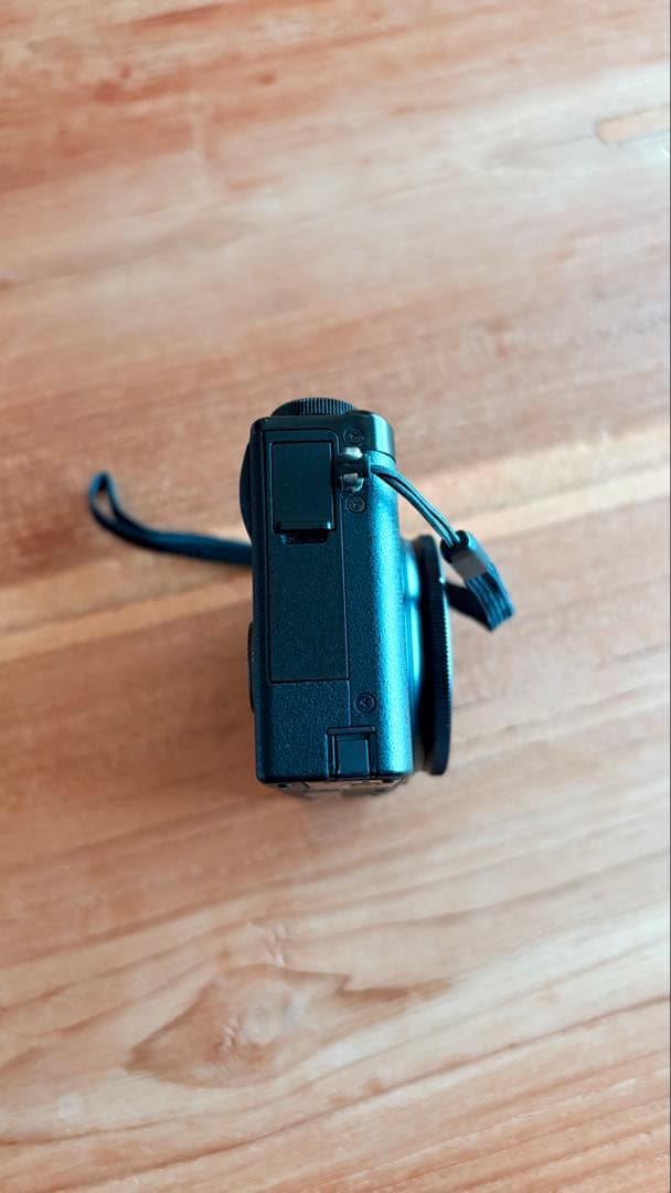 【美品】FUJIFILM XQ1 コンパクトデジタルカメラ