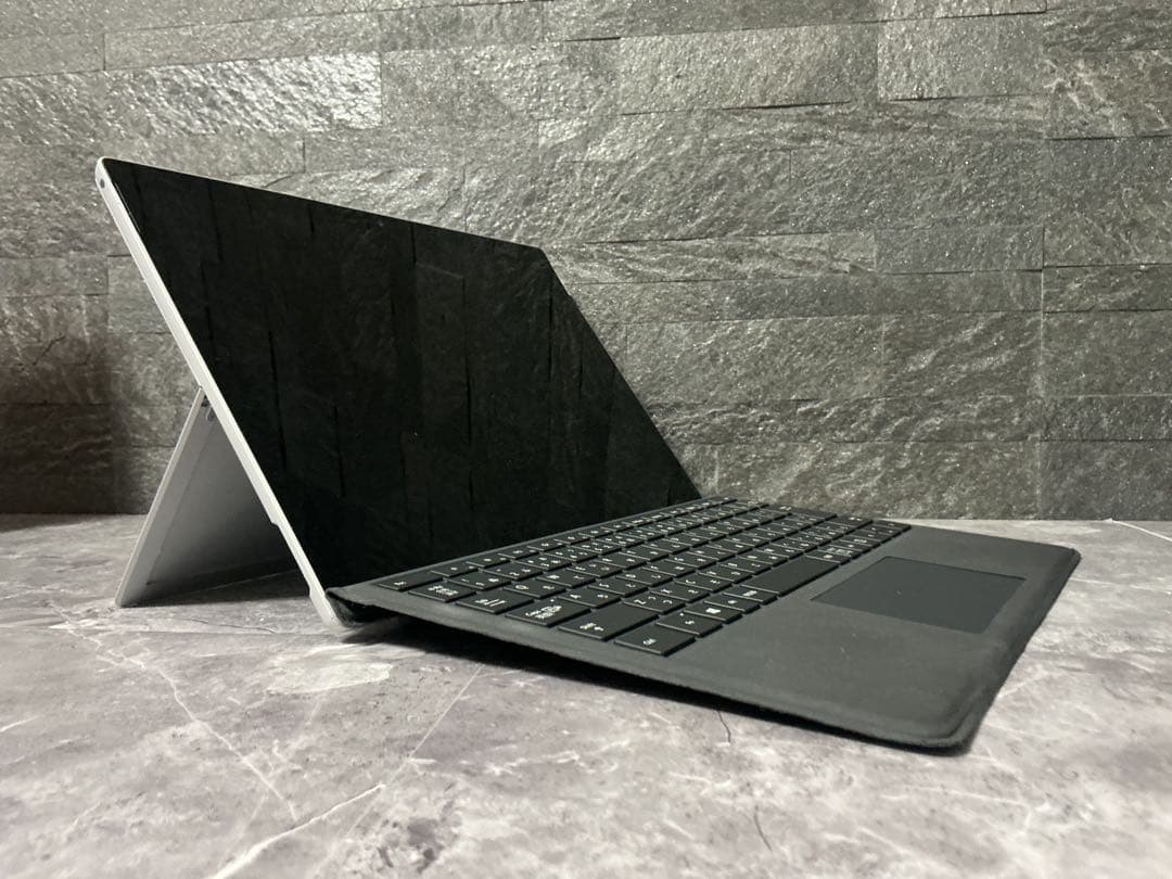 ✨Surface Pro5 1807 LTEモデル✨2K液晶✨キーボード付き✨