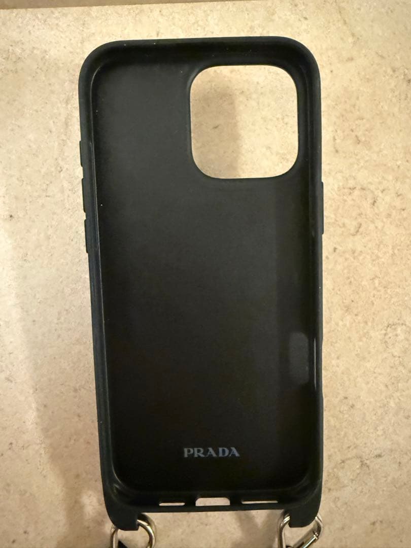 PRADA プラダ iPhoneケース ショルダー ストラップ付　カード収納