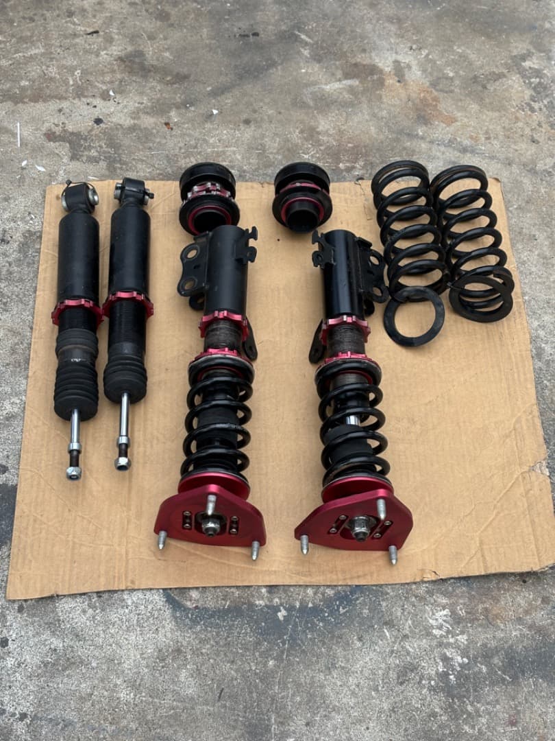 50 プリウス 前期 後期 車高調 フルタップ