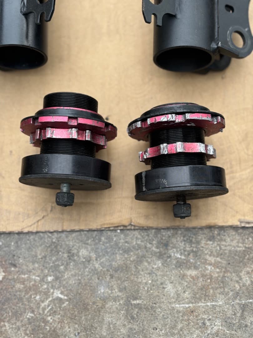 50 プリウス 前期 後期 車高調 フルタップ