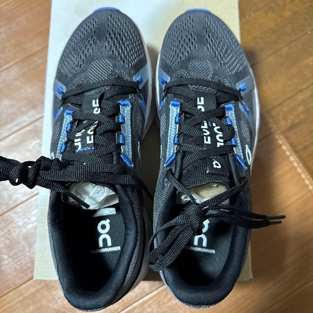 onオン クラウドエクリプス ブラック×フロスト25㎝新品未使用品