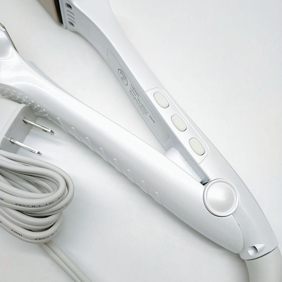 ほぼ未使用✨️最新モデル KINUJO 絹女 ストレート LM225 アイロン