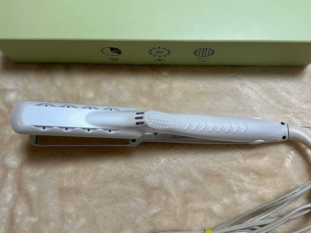 絹女　KINUJO ストレートアイロン