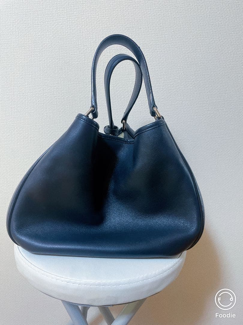 24時間以内発送　HIROFU レザーハンドバッグ　濃紺　クリーム＆保管袋付き