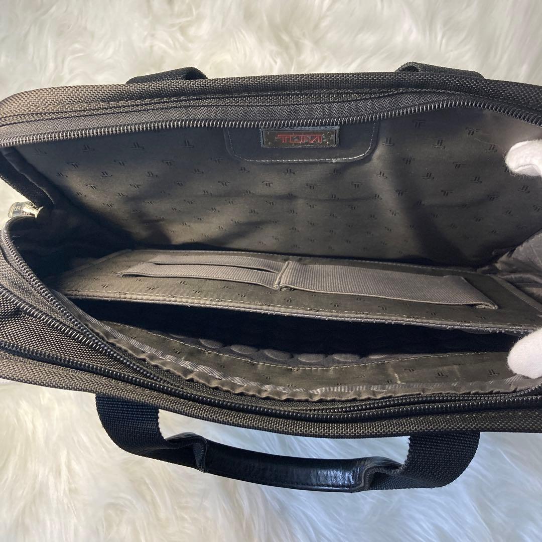 Shin【美品】TUMI ビジネスバッグ ALPHA 26121D4
