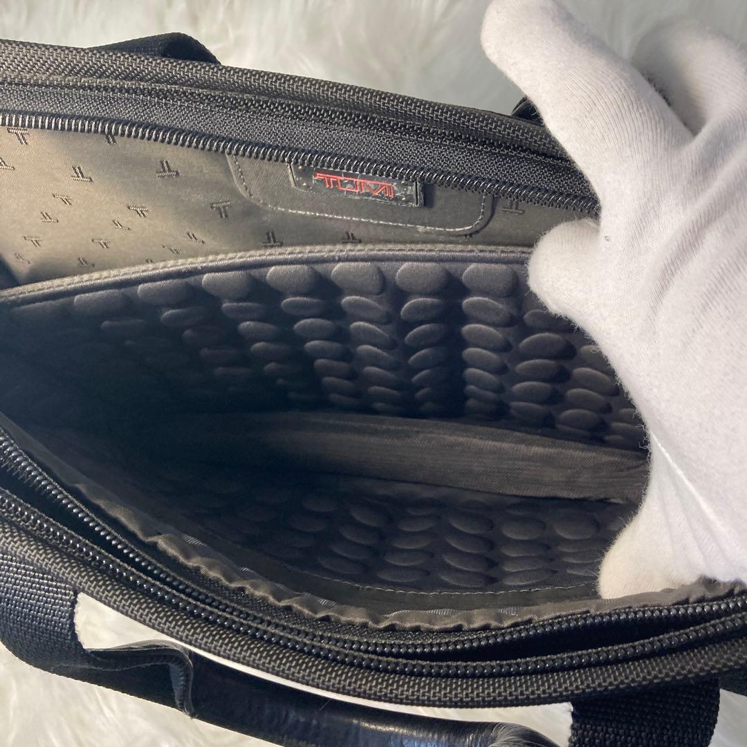 Shin【美品】TUMI ビジネスバッグ ALPHA 26121D4