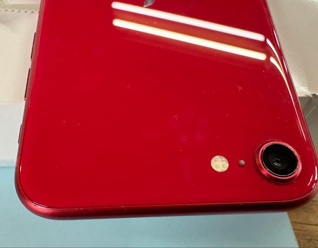 Apple iPhone SE (第2世代) 赤　SIMフリー　初期化済み