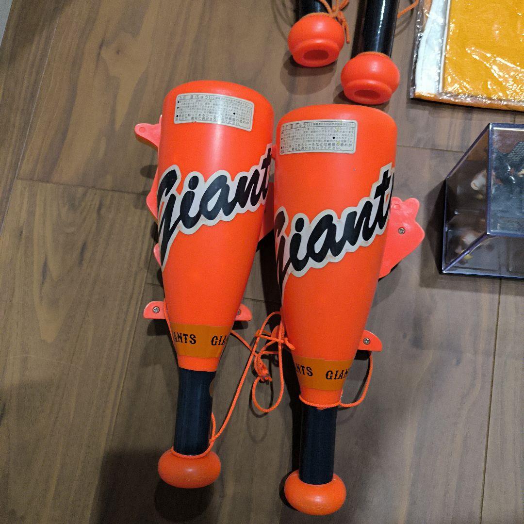 読売巨人応援メガホンとフィギュア、高橋由伸サイン等セット