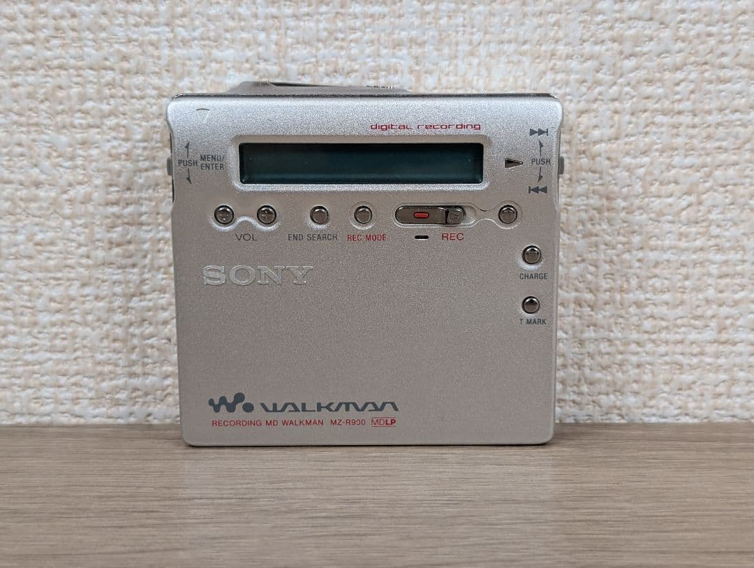 【ジャンク品】SONY ソニー MDウォークマン MDレコーダー MZ-R900