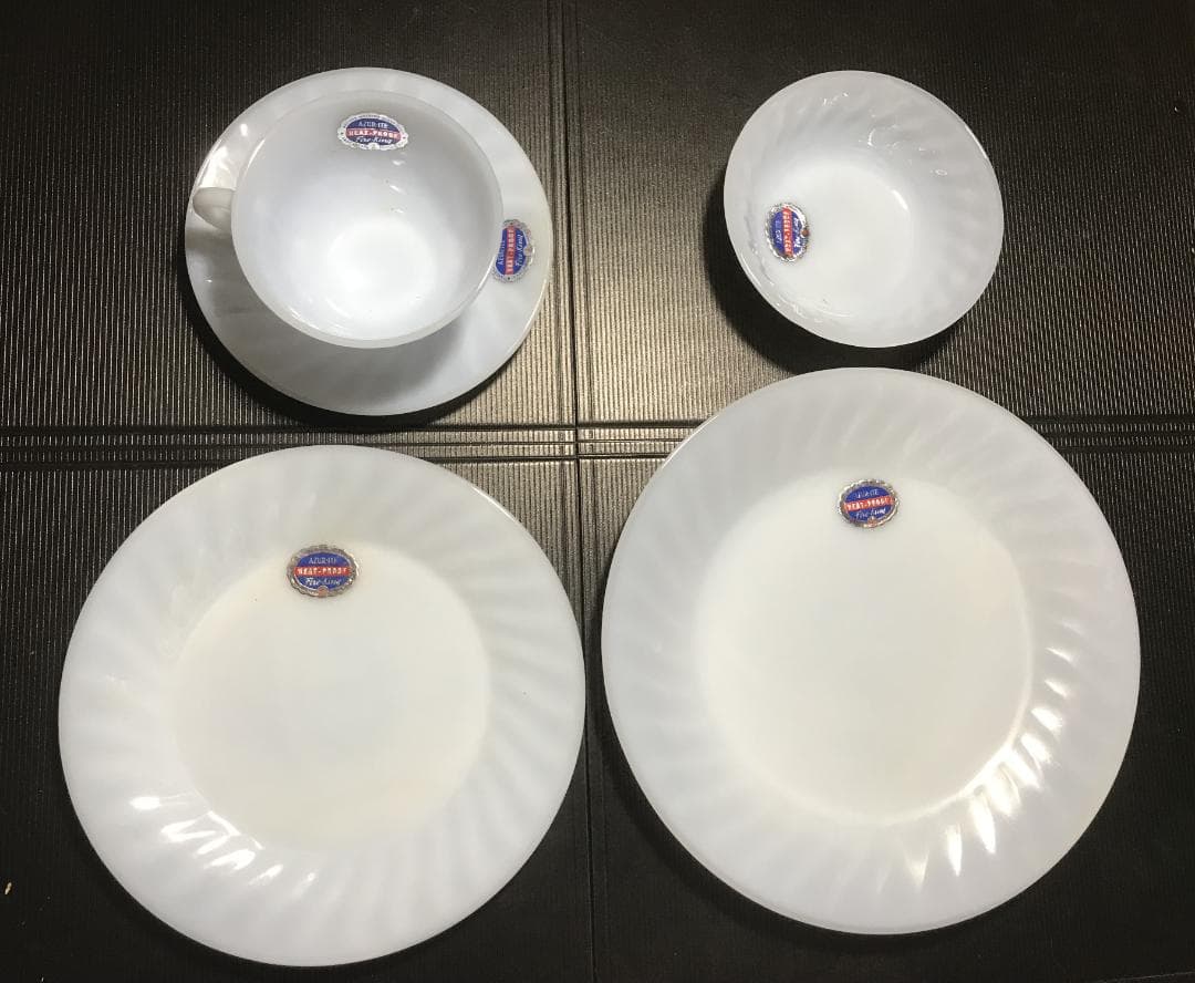 （新品セット）FK スワールアズライト カップ＆ソーサ デイナー皿サラダ皿ボウル