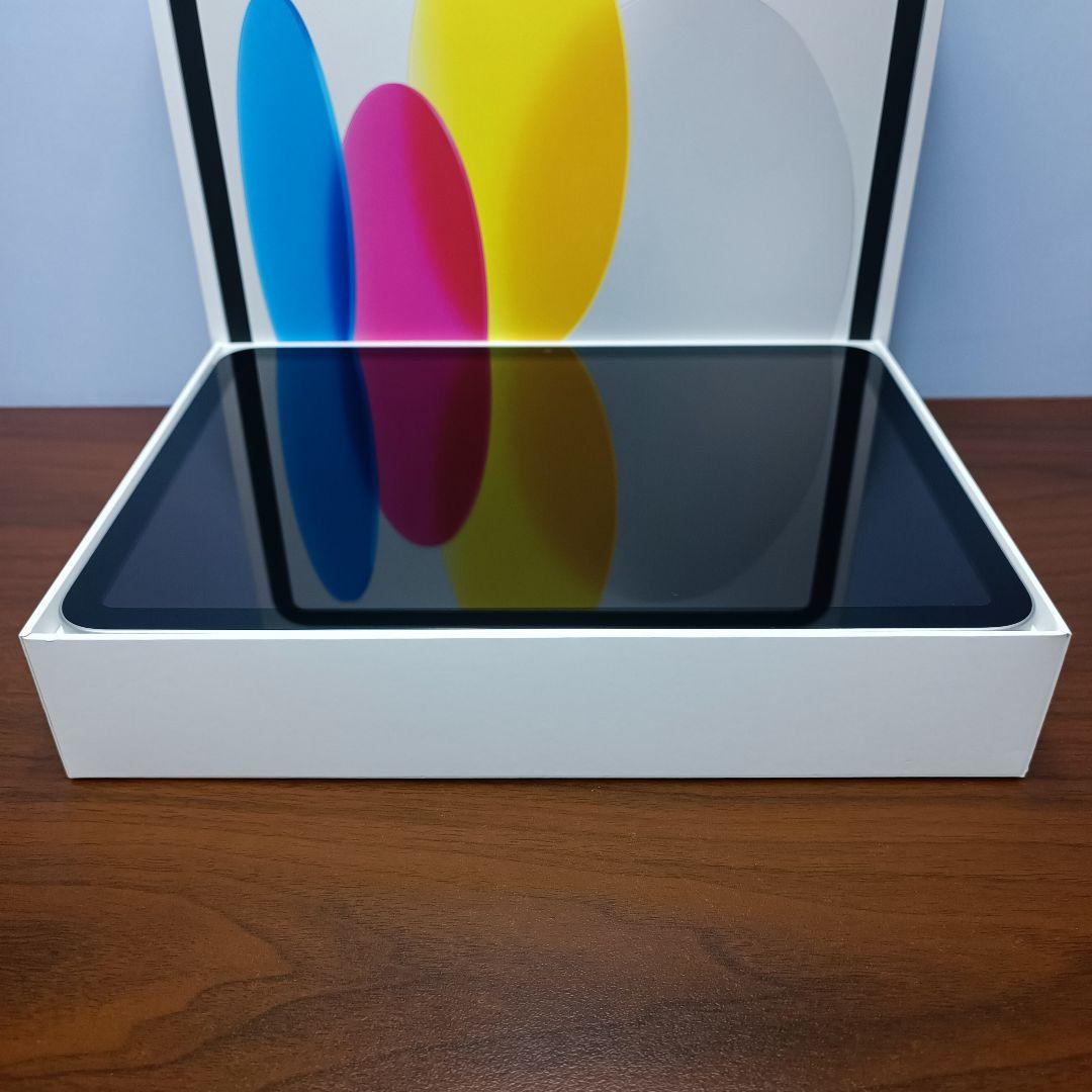 (美品) iPad 10.9 第10世代 WiFi 256GB キーボード付き