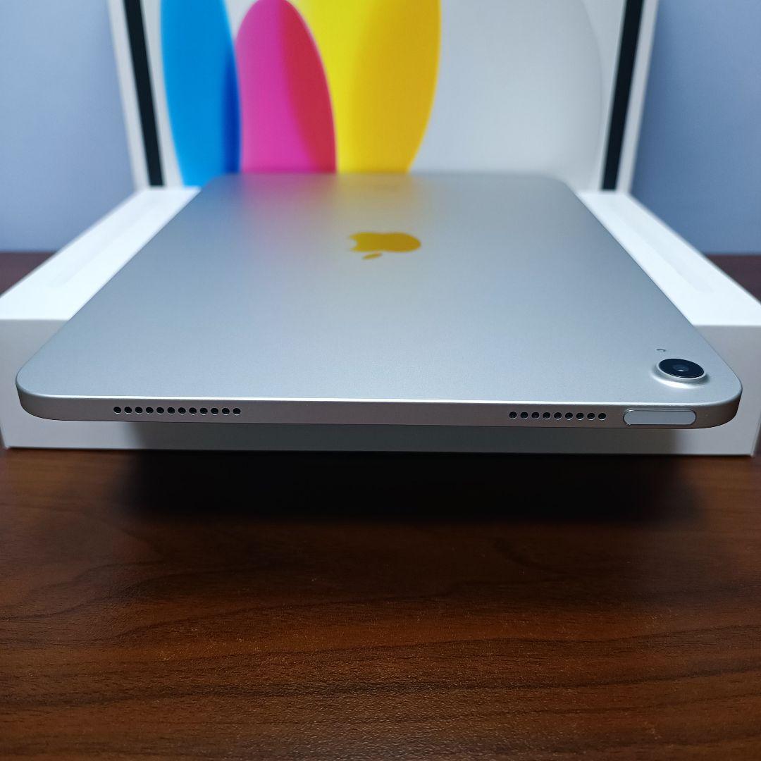 (美品) iPad 10.9 第10世代 WiFi 256GB キーボード付き