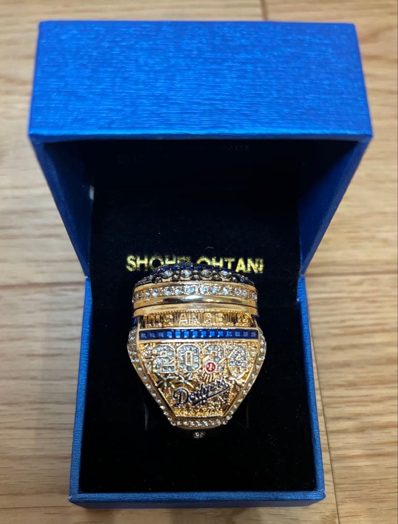 ⭐️期間限定価格⭐️【非売品】大谷翔平ワールドチャンピオンリング➕ミニトロフィー等
