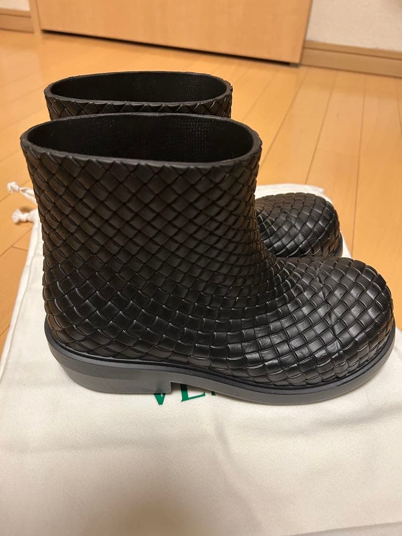 BOTTEGA VENETA ファイヤーマンブーツ　40 新品未使用