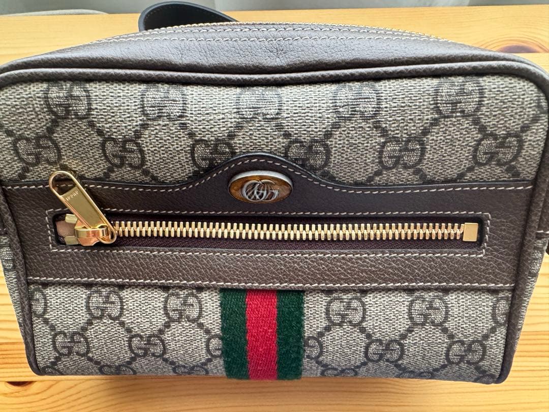 美品　GUCCI GGスプリーム　ウエストバッグ