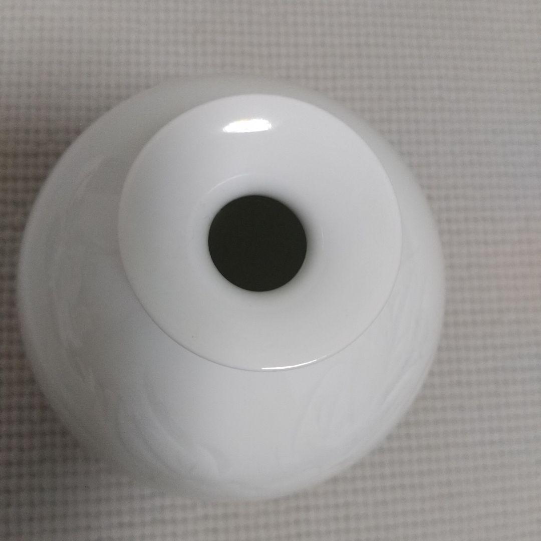 美し過ぎ〈牡丹彫の一輪挿し〉3.3万円/有田焼/白磁/中仙窯/中尾恭純/花器/壺