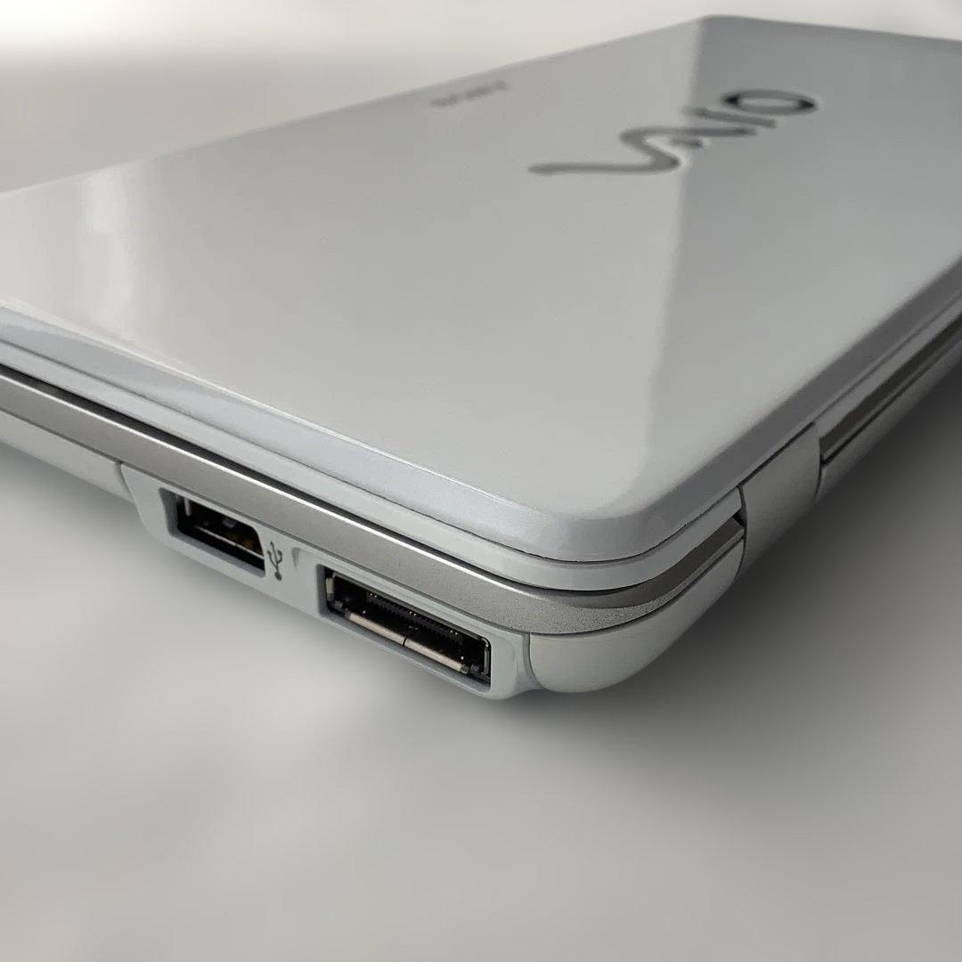 SONY VAIO　type P　VGN-P80H/W　ホワイト　ソニー　バイオ