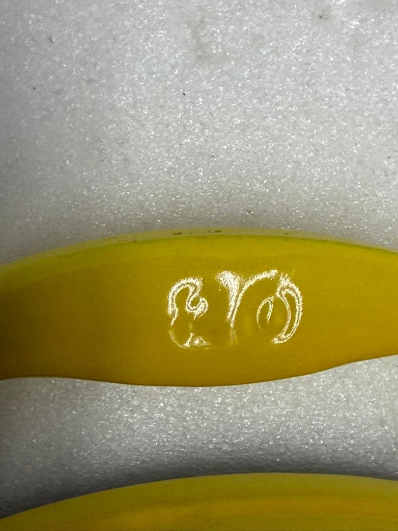 美品　ルクルーゼ　20cmイエローとグリーンの両手鍋セット