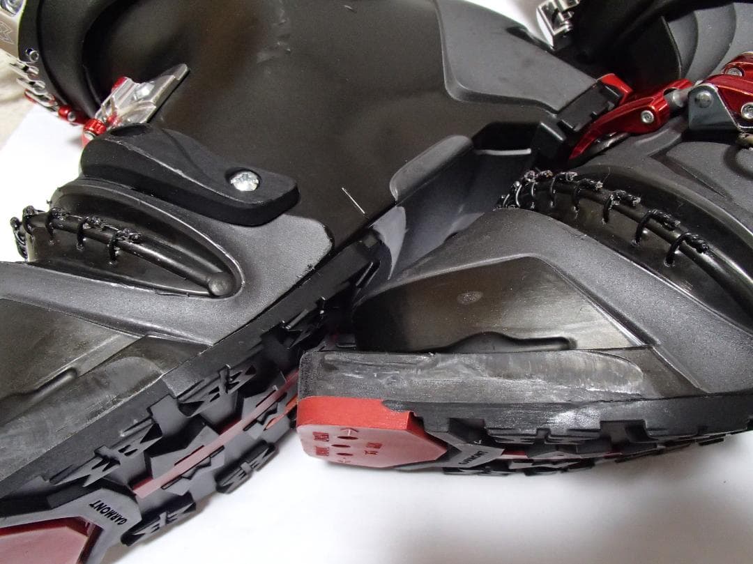 テレマークブーツ　ガルモントアテーナ