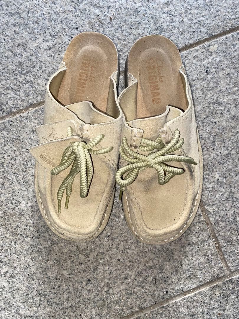 Clarks クラークス デザートノマド ミュール