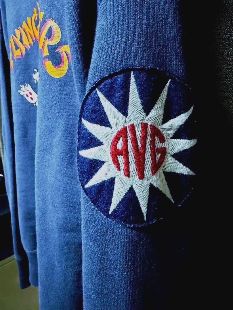 K*4様 【美品】リアルマッコイズ ミリタリープリントスウェット フライングタイ