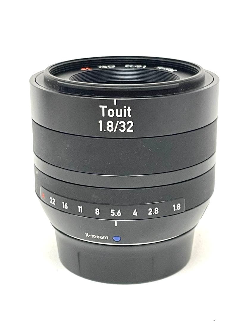 Carl Zeiss Touit Planar 32mm F1.8 Xマウント