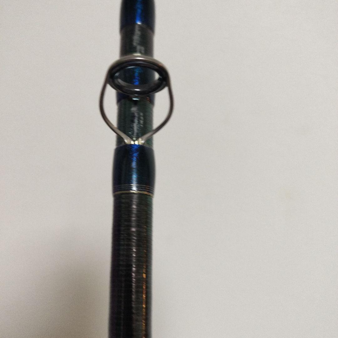 シマノ ワールドシャウラ青 1652R-2 バスロッド