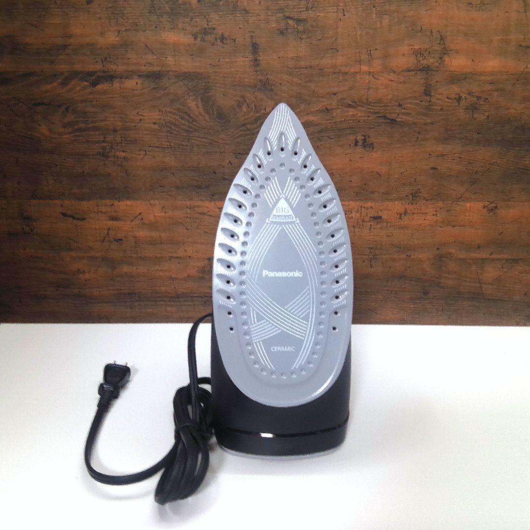 展示品　Panasonic NI-U700-N スチームアイロン ゴールド調