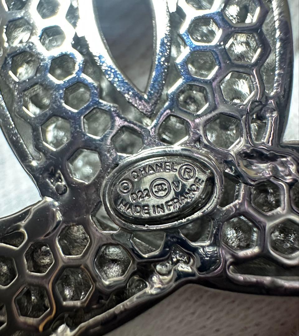 CHANEL CCロゴ ブローチ シルバー ラインストーン