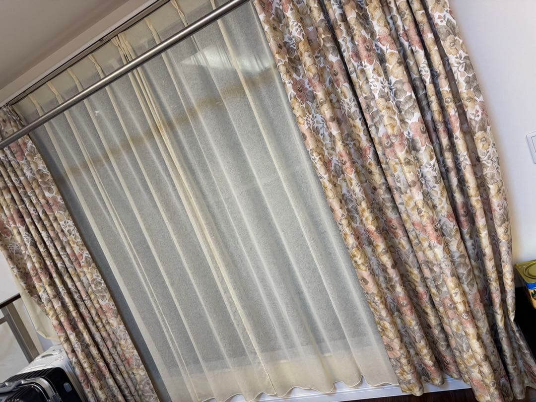 花柄レースカーテン