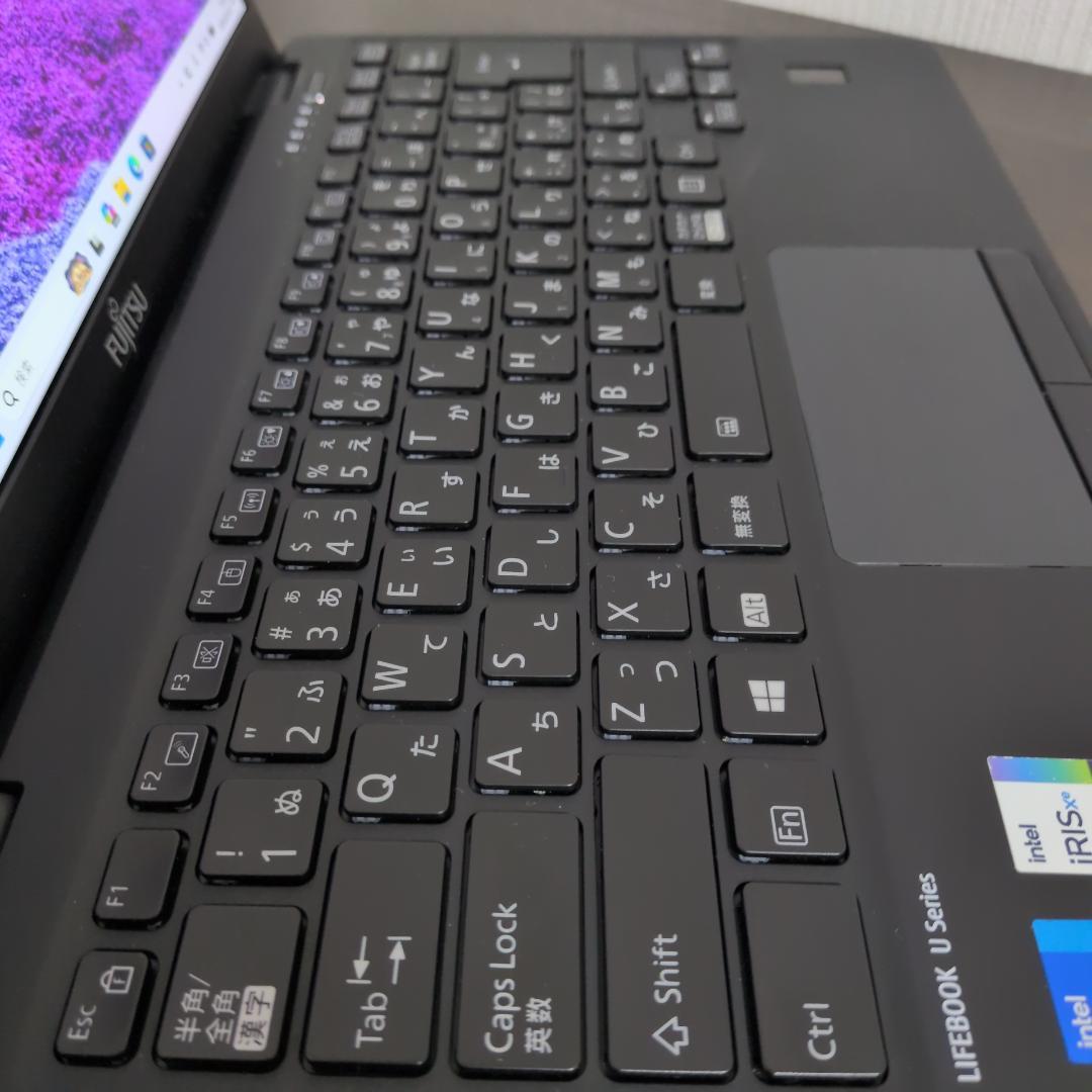 富士通U9311F i7 1185G7 32GB 512GB 【再起動不可】