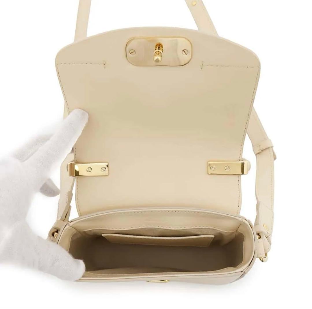 クロエショルダーバッグ