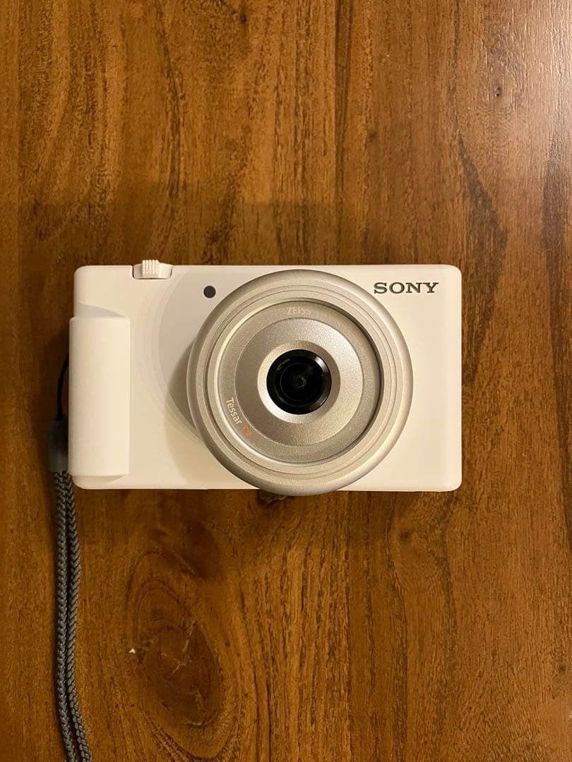 [超美品&保証書付き]SONY ZV-1F ホワイト コンパクトデジタルカメラ