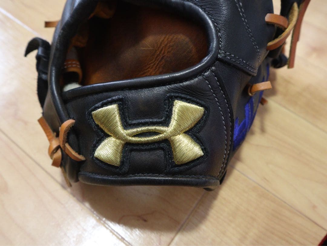 ユリ・グリエル　実使用グローブ