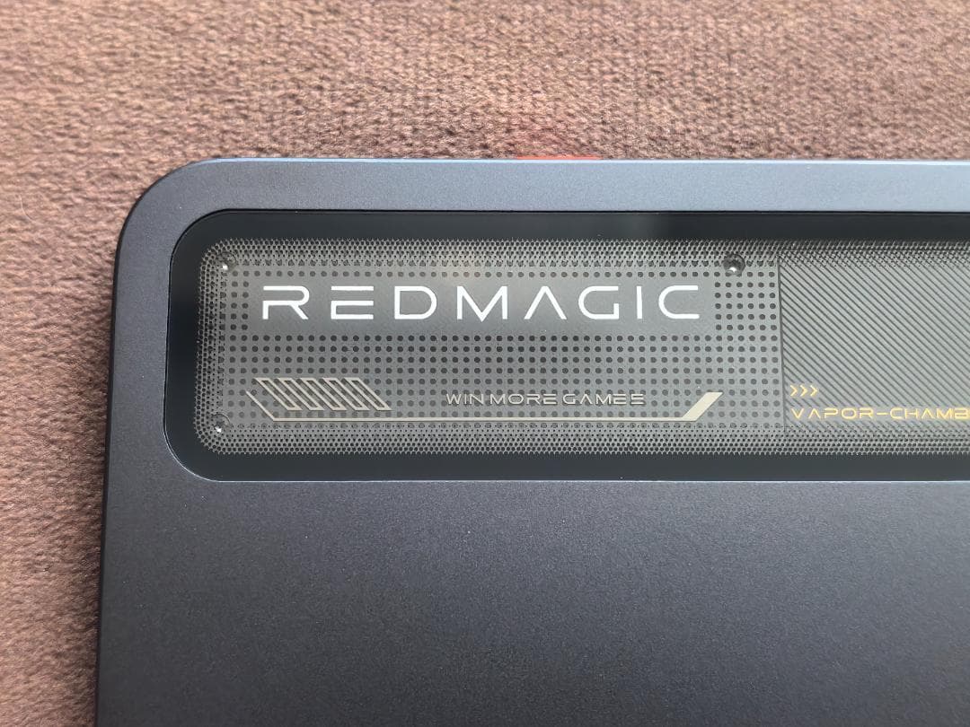 REDMAGIC Astra ゲーミングタブレット 12GB/256GB 国内版