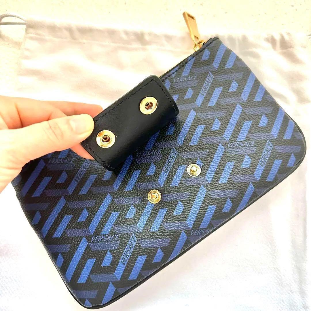【美品】シグネチャー　レザーポーチ　グレカ　Versace　おしゃれ